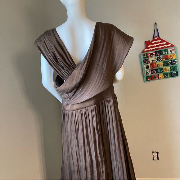 seomiscky Plus Asymmetrical Neck Floor Length Dress size 2xl for size 14-16 - Picture 5 of 9